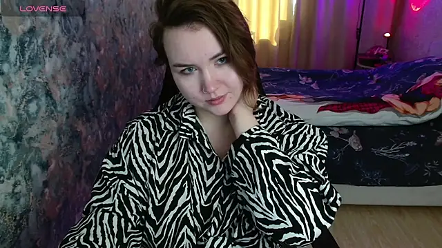 Snapshot of Jenny_Fox chatting on March 1, 4:47 am Jenny Fox online show from March 1, 4:47 am