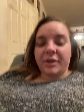 Snapshot of lairarose chatting on December 17, 3:49 pm lairarose online show from December 17, 3:49 pm