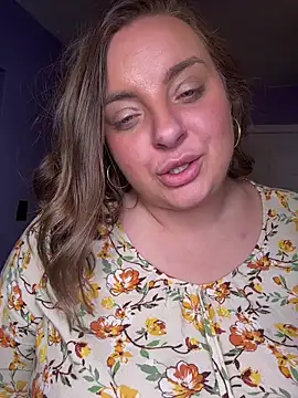 Snapshot of lairarose chatting on October 30, 1:40 am lairarose online show from October 30, 1:40 am