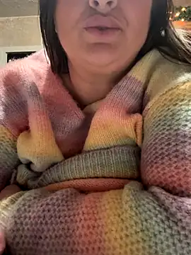 lairarose online show from November 29, 2:03 am