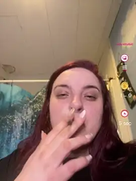 lairarose online show from April 24, 2:58 am