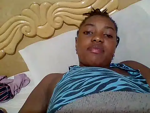 Zara Twilight online show from December 8, 1:02 am