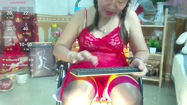 Jerry-Lan online show from November 2, 11:51 pm