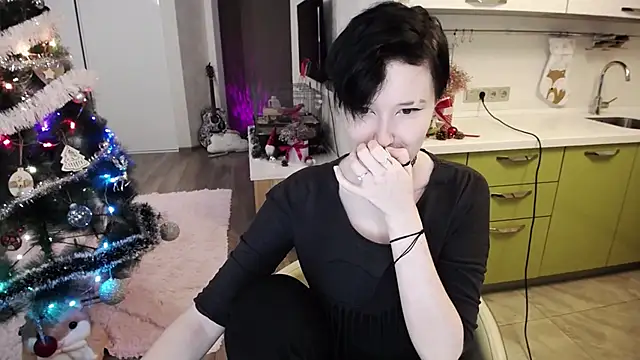 Kira Bakker online show from December 2, 1:47 am