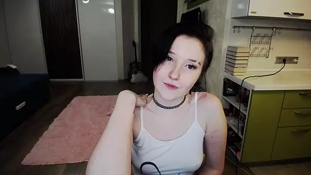 Kira Bakker online show from February 8, 9:36 pm