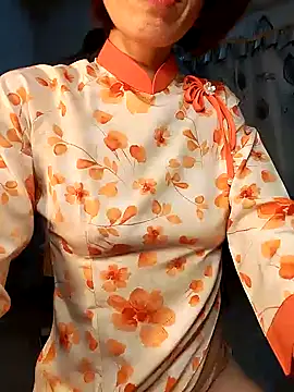 Snapshot of Kami_gaam chatting on January 4, 7:03 am Kami gaam online show from January 4, 7:03 am