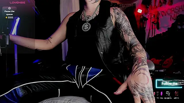 allanhurtss online show from October 14, 6:09 pm