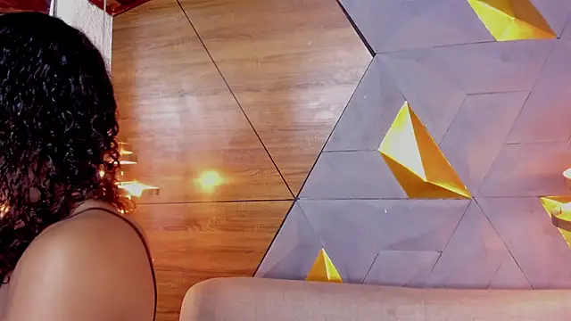 sarah banks1 online show from December 27, 7:03 pm