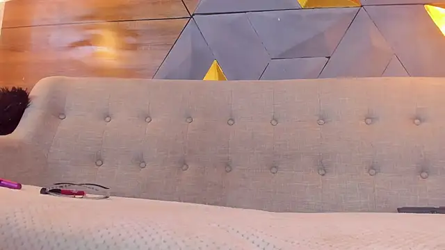 sarah banks1 online show from January 17, 7:05 pm