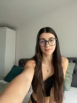 Wildberry  online show from April 14, 2:23 pm