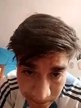 Snapshot of leonvilt2 chatting on January 7, 7:49 pm leonvilt2 online show from January 7, 7:49 pm