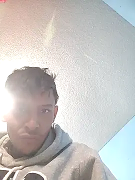 Snapshot of Leonul chatting on February 25, 6:50 pm Leonul online show from February 25, 6:50 pm