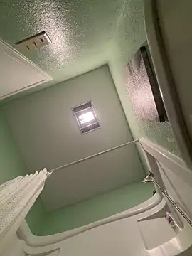 Snapshot of pipeload1275 chatting on November 8, 2:01 am pipeload1275 online show from November 8, 2:01 am