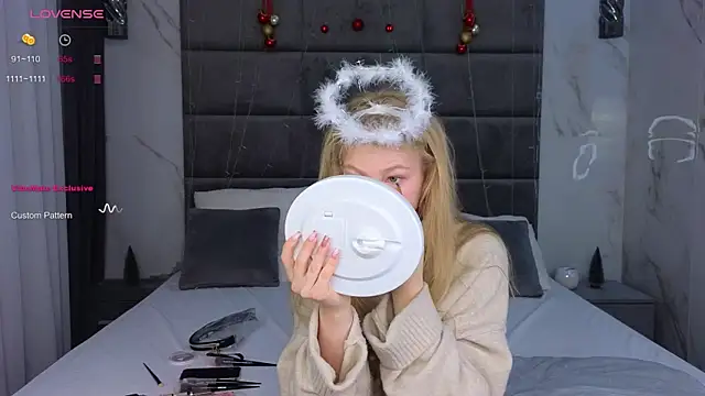 Sarra Cooper online show from January 28, 1:08 am