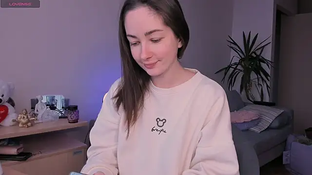 cClandesTina online show from December 5, 1:38 pm