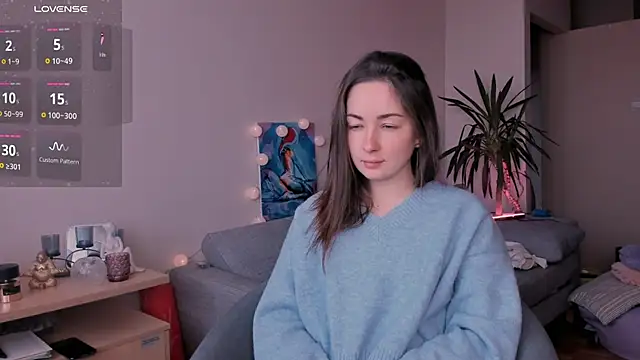 cClandesTina online show from December 19, 1:07 pm