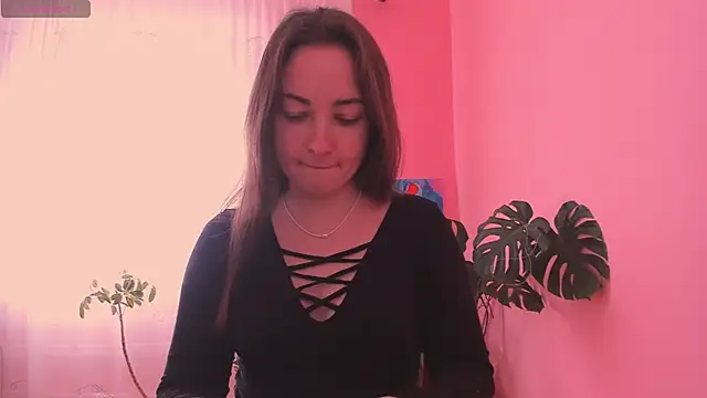 cClandesTina online show from March 19, 11:06 am