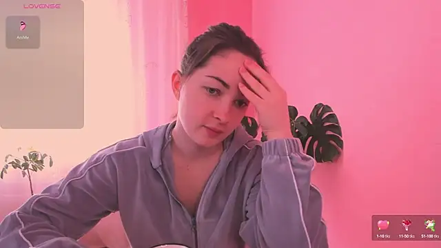 cClandesTina online show from March 22, 9:24 am