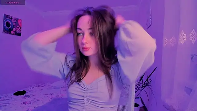 cClandesTina online show from September 29, 6:46 pm