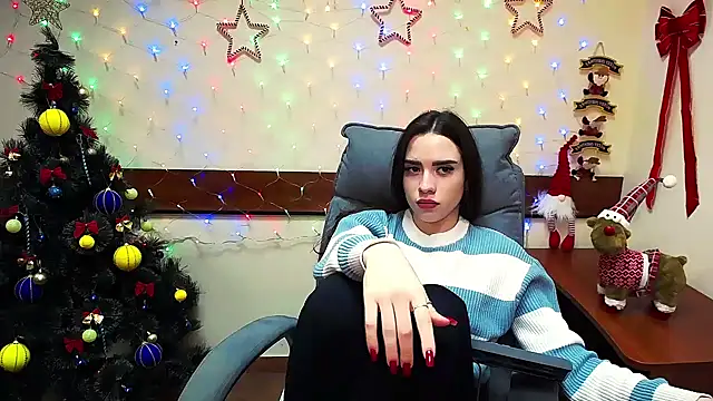  your fantasy girl online show from December 23, 3:23 pm