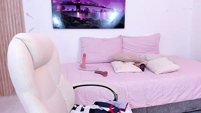  Lakshmi hotx online show from November 11, 7:03 pm