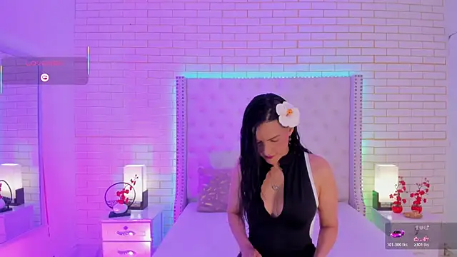 Coco Balenciaga  online show from March 26, 11:38 am