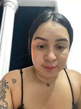 Pretty Isadora online show from January 11, 11:56 pm
