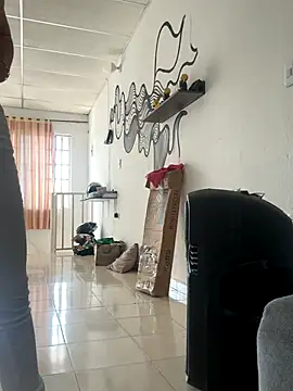 Pretty Isadora online show from November 11, 7:14 pm