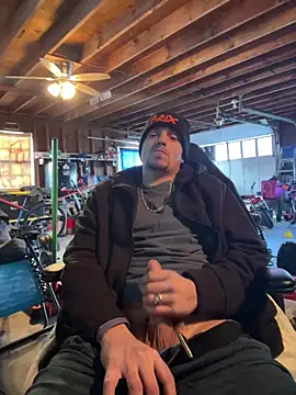 joeycbigcock online show from December 17, 4:53 pm