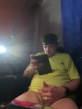 joeycbigcock online show from March 19, 12:48 am