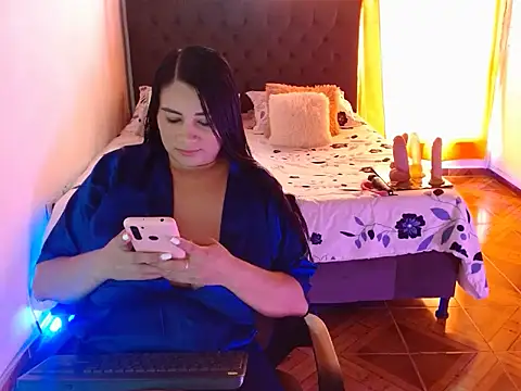 Snapshot of Kerly_Lopez chatting on July 3, 7:31 pm Kerly Lopez online show from July 3, 7:31 pm