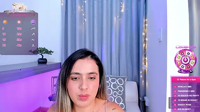 Lucyortiz  online show from January 4, 12:59 am