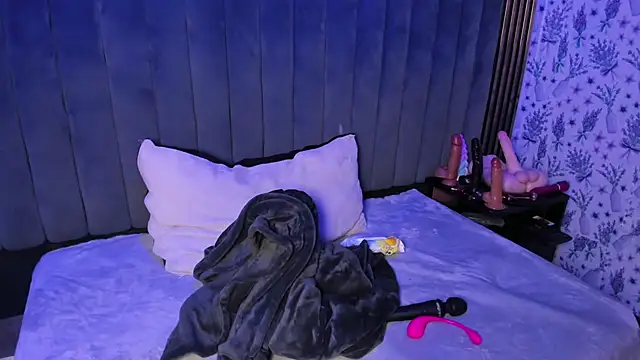 Amy hoy69 online show from December 4, 3:16 am