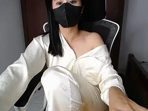 Lunobaby 204 online show from October 24, 9:44 pm