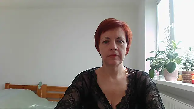 LoraLoraMay online show from September 22, 9:33 am