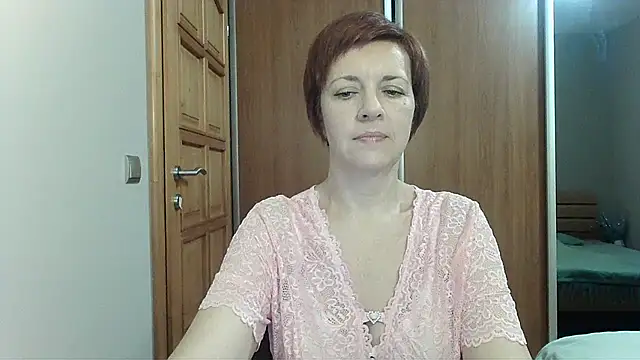 LoraLoraMay online show from November 20, 3:23 pm