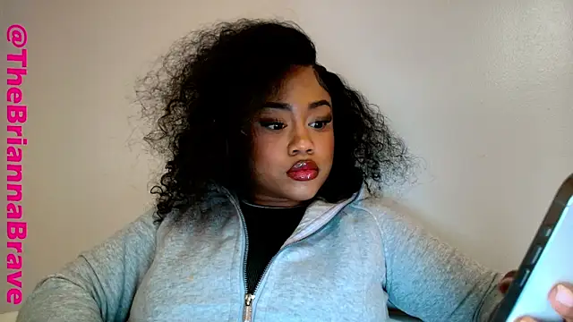 BriannaBrave online show from December 19, 6:31 am