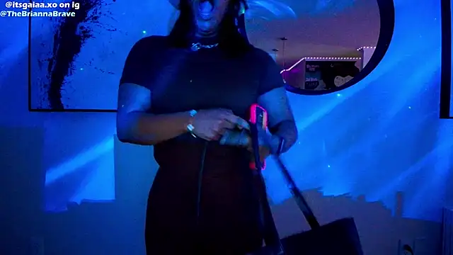 BriannaBrave online show from February 21, 7:04 pm