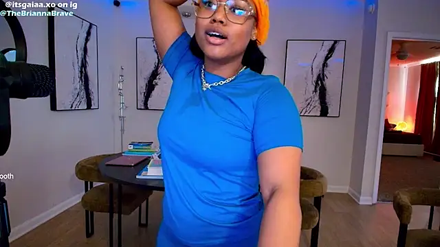 BriannaBrave online show from February 28, 7:59 pm