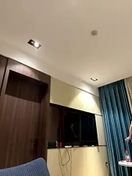 Snapshot of 1a1a1alll chatting on January 11, 3:50 pm 1a1a1alll online show from January 11, 3:50 pm