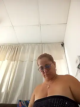 natally ross21 online show from January 10, 1:57 pm