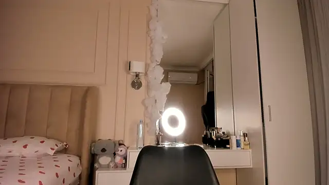 Snapshot of melissa_yamazaki chatting on September 16, 6:25 am melissa yamazaki online show from September 16, 6:25 am