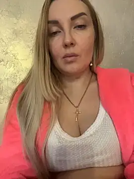 Snapshot of Aleksandrakis chatting on February 22, 12:40 pm Aleksandrakis online show from February 22, 12:40 pm