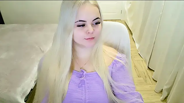 Snapshot of lovely-eyes chatting on February 22, 9:37 pm lovely-eyes online show from February 22, 9:37 pm