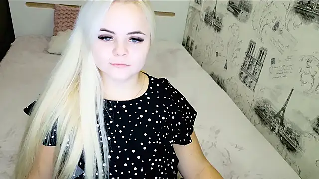 lovely-eyes online show from November 29, 6:55 pm