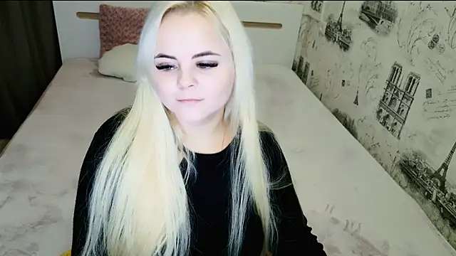 lovely-eyes online show from December 5, 3:41 pm