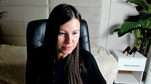 Dana  dom online show from October 26, 2:01 pm