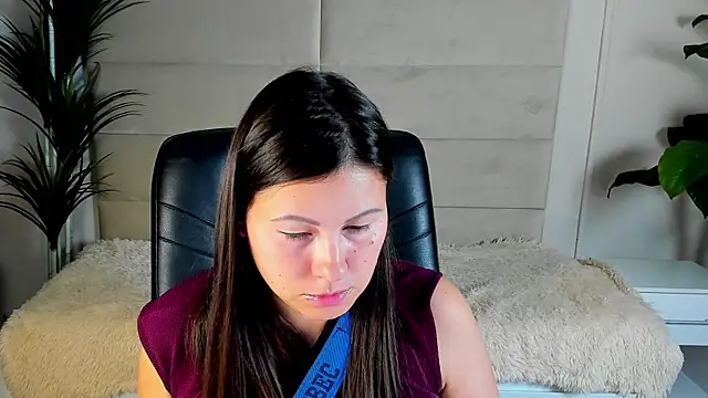 Dana  dom online show from November 10, 1:15 am