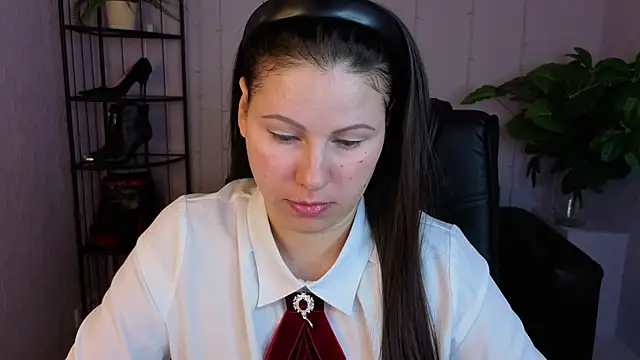 Dana  dom online show from April 18, 1:09 am