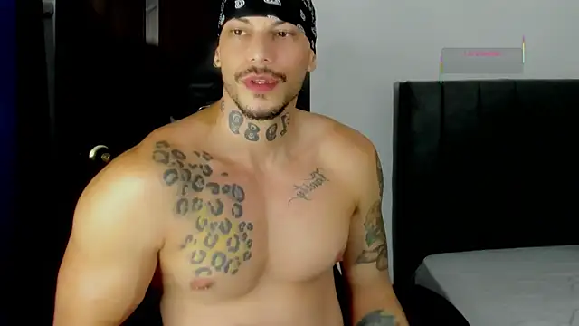 Snapshot of RickG_Oficial chatting on May 21, 11:12 pm RickG Oficial online show from May 21, 11:12 pm